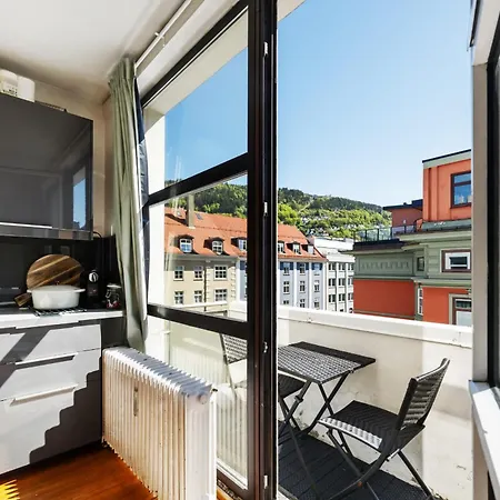 Apartman Spacious Top-floor With View And Private Balcony Bergen
