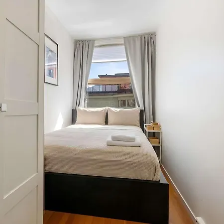 Apartman Spacious Top-floor With View And Private Balcony *